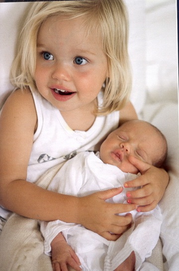Chiêm ngưỡng trọn bộ ảnh đặc biệt của đại gia đình Brangelina - 7 Chiêm ngưỡng trọn bộ ảnh đặc biệt của đại gia đình Brangelina - 7