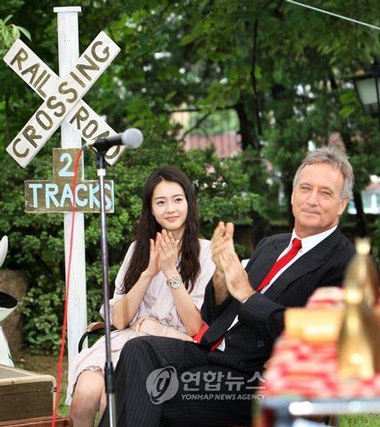 Go Ah Ra làm đại sứ thiện chí - 10 Go Ah Ra làm đại sứ thiện chí - 10