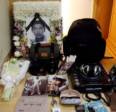 Đồng nghiệp tiếc thương tài tử đoản mệnh Lee Eon - 3