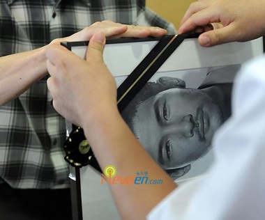 Đồng nghiệp tiếc thương tài tử đoản mệnh Lee Eon - 9