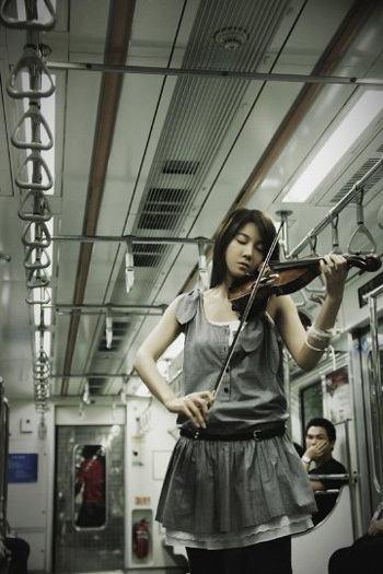 Lee Ji Ah nhập viện vì làm việc quá sức - 1