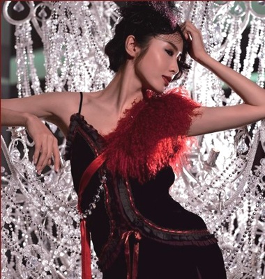 Nét duyên dáng của "nàng hoa đán" Lê Tư - 5 Nét duyên dáng của "nàng hoa đán" Lê Tư - 5