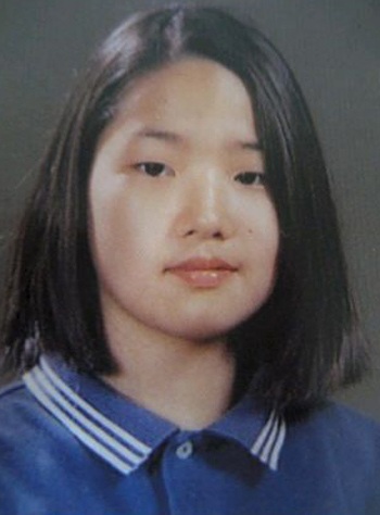 “Búp bê xứ Hàn” bị phát hiện phẫu thuật thẩm mỹ - 3 “Búp bê xứ Hàn” bị phát hiện phẫu thuật thẩm mỹ - 3