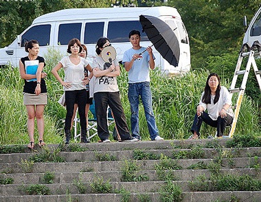 Cặp tình nhân Hyun Bin và Song Hye Kyo được chờ đợi nhất - 1