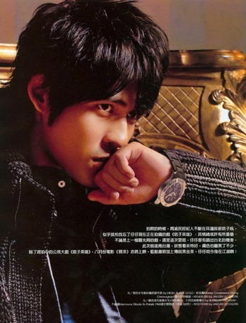 Châu Du Dân hút fan bởi vẻ lịch lãm - 5