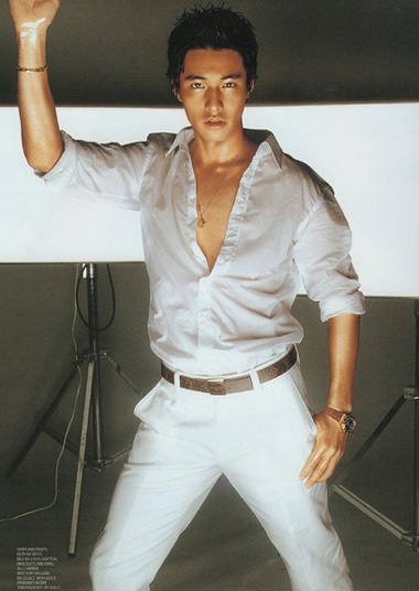 Won Bin trở lại với hình ảnh nam tính - 8