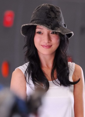 Châu Tấn được mời dùng bữa với tổng thống Singapore - 5 Châu Tấn được mời dùng bữa với tổng thống Singapore - 5