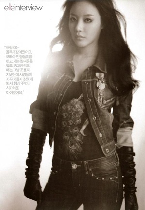 Kim Ah Joong lấy lại tên tuổi trên Elle - 3