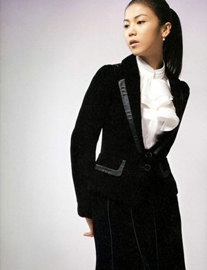 “Cô dâu Hà Nội” Kim Ok Bin trình diễn thời trang - 10