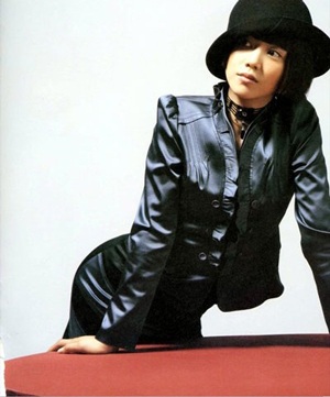 “Cô dâu Hà Nội” Kim Ok Bin trình diễn thời trang - 7