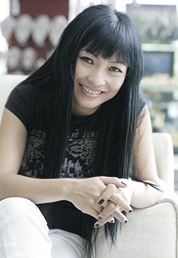 Phương Thanh: Tìm vui trong nỗi cô đơn - 1