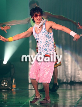 So Ho Young với “gu” thời trang kinh dị! - 2