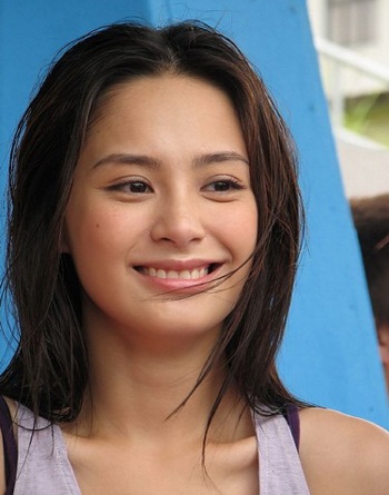 Chung Hân Đồng lại gặp rắc rối với “Mai Lan Phương” - 2