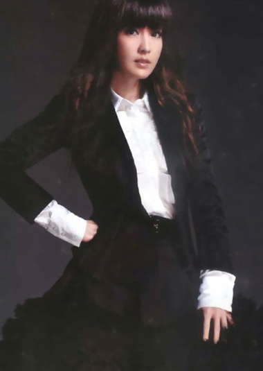 Người đẹp không tuổi Châu Huệ Mẫn - 11