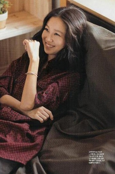 Gong Hyo Jin trở thành khách “VIP” tại LHP Pusan - 11