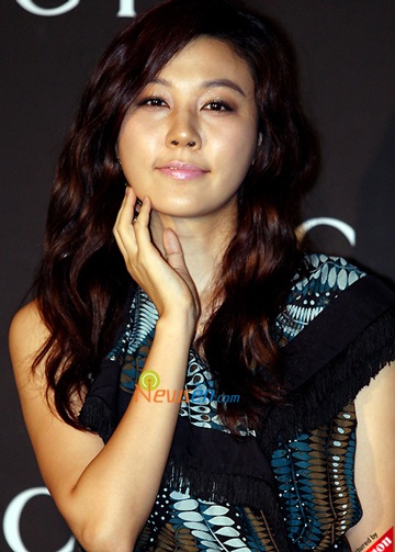 Kim Ha Neul thử nghiệm với phim hành động - 3