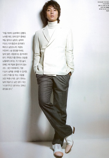 “Mỹ nam” Lee Jun Ki tranh thủ học ngoại ngữ - 13