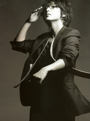 “Mỹ nam” Lee Jun Ki tranh thủ học ngoại ngữ - 6