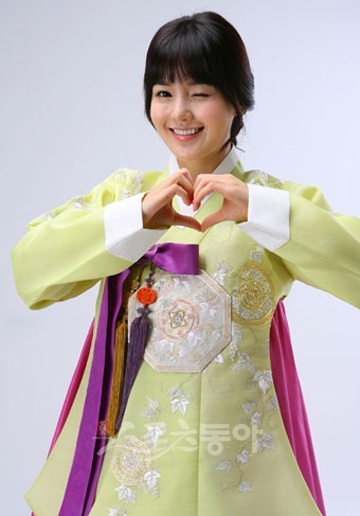 Chùm ảnh: Ngắm sao Hàn diện Hanbok - 15