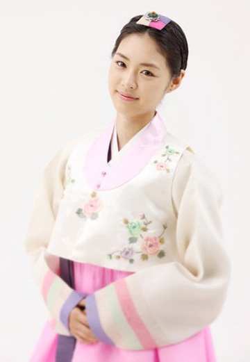 Chùm ảnh: Ngắm sao Hàn diện Hanbok - 2