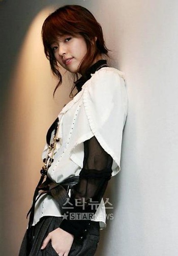 Han Hyo Joo: Thích được sống đúng tuổi trên màn ảnh - 3