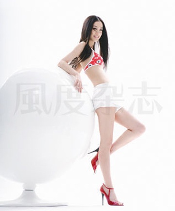 Huỳnh Thánh Y: “Là phụ nữ, phải biết... sexy” - 7 Huỳnh Thánh Y: “Là phụ nữ, phải biết... sexy” - 7