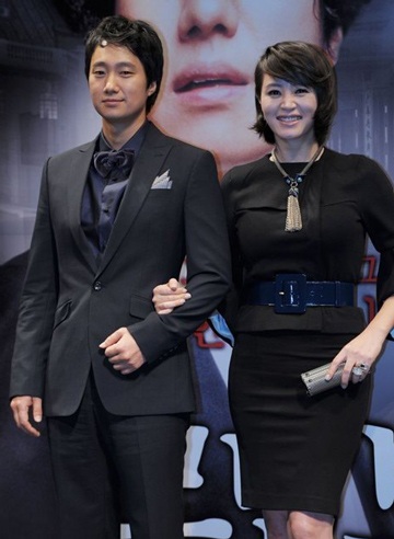 Kim Hye Soo lạ mắt trong bộ ảnh đen trắng - 8