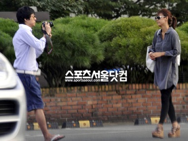 Lee Hyori “bí mật” hẹn hò? - 8