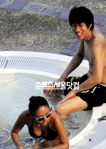 Lee Hyori “bí mật” hẹn hò? - 4