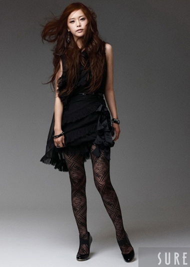 Ấn tượng với “cô dâu vàng” Lee Young Ah - 14