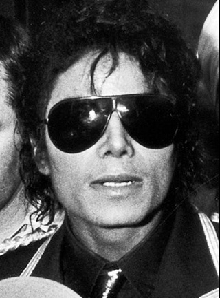 “Sốc” với hình ảnh mới nhất của Micheal Jackson - 5
