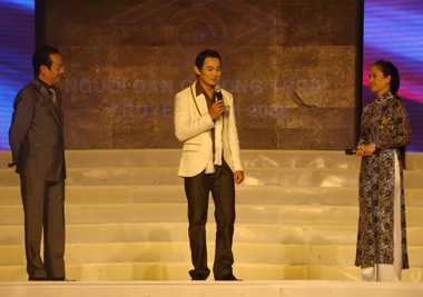 “Én vàng” về tay chàng trai Hà Nội - 1 “Én vàng” về tay chàng trai Hà Nội - 1