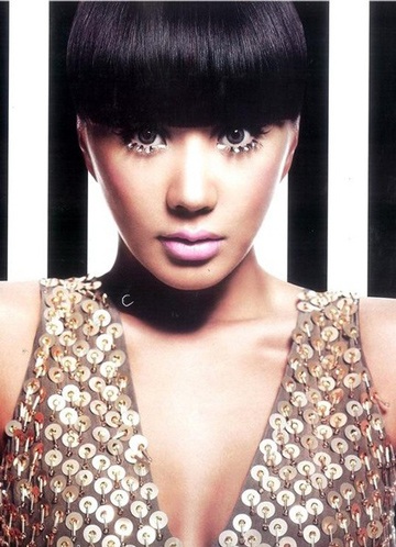 Uhm Jung Hwa cũng hẹn hò với "phi công trẻ" - 2