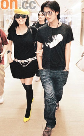 Trương Bá Chi xinh đẹp trong ngày đầy tháng của con - 1