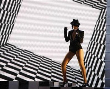 MTV Video Music Awards 2007: Không gây nhiều bất ngờ! - 5