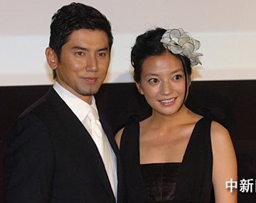 Triệu Vy cũng điên đầu vì… mụn! - 4