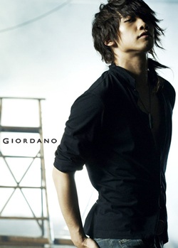 Fan Nhật háo hức gặp Bi  - 2