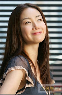 Các công ty viễn thông của Nhật cũng "mến" Choi Ji Woo - 2