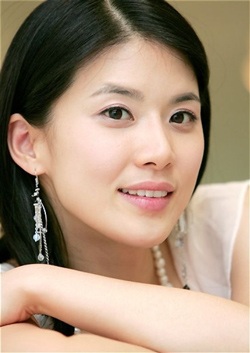 Lee Bo Young sẽ là "Nữ hoàng trò chơi" - 1