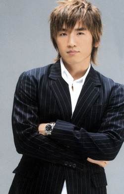 Chàng ca sỹ Hàn được lòng fan hâm mộ Trung Quốc - 1