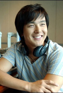 Park Yong Ha: Đối thủ đáng gờm của Bae Yong Joon - 1