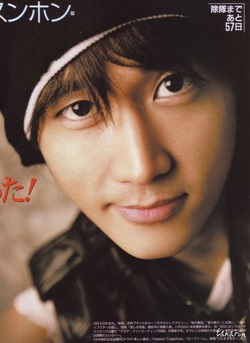 Song Seung Heon xuất ngũ gây xôn xao dư luận - 1