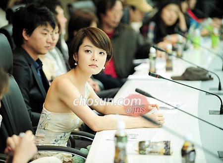 Chae Rim hài lòng cuộc sống sau 3 năm ly dị - 17 Chae Rim hài lòng cuộc sống sau 3 năm ly dị - 17