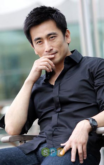 “Sao” phim “Tình yêu hoản hảo” viết tiểu thuyết - 1