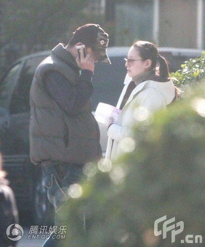 Bà mẹ trẻ Đổng Khiết “lộ diện” sau khi sinh - 4