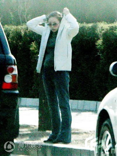 Bà mẹ trẻ Đổng Khiết “lộ diện” sau khi sinh - 7