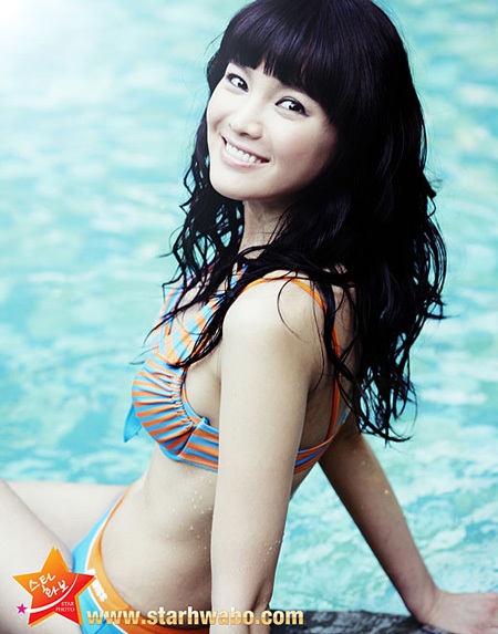 “Bản sao” của Song Hye Kyo phát hành sách ảnh - 1