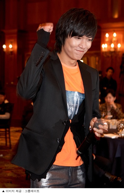 Các fan lo lắng cho các chàng của “Boys before flowers” - 5