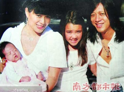 “Biểu tượng gợi cảm” Chung Lệ Đề hài lòng với cuộc sống  - 2