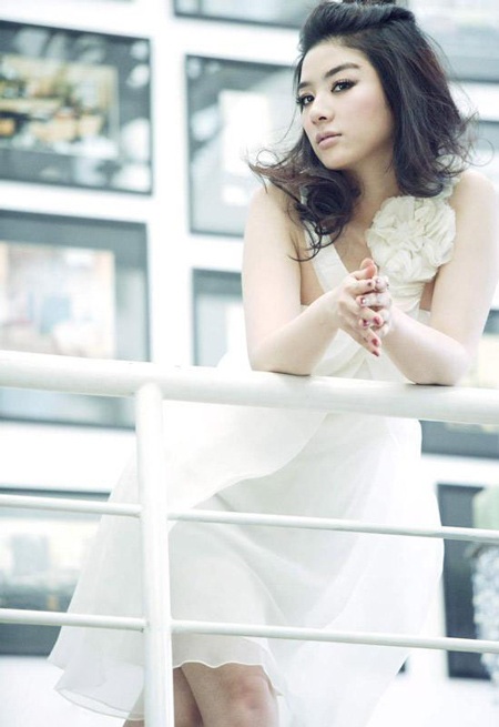 Huỳnh Dịch: “Tình yêu không thể gượng ép” - 6 Huỳnh Dịch: “Tình yêu không thể gượng ép” - 6
